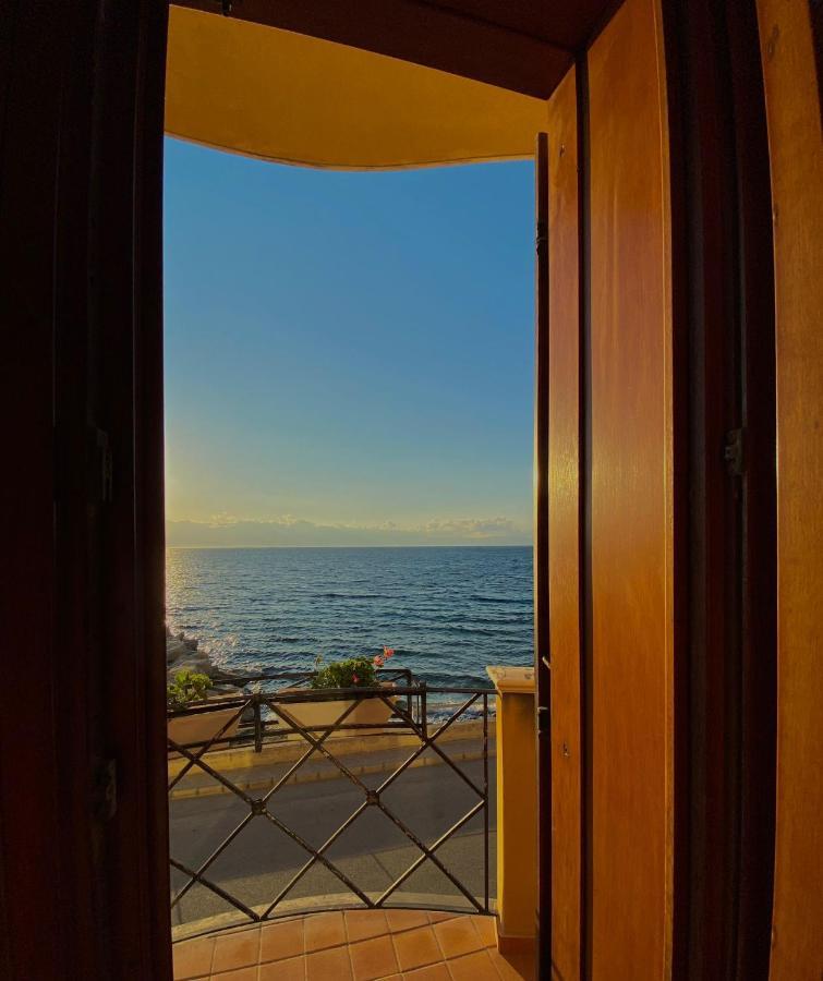 Hotel La Lampara Reggio di Calabria Dış mekan fotoğraf