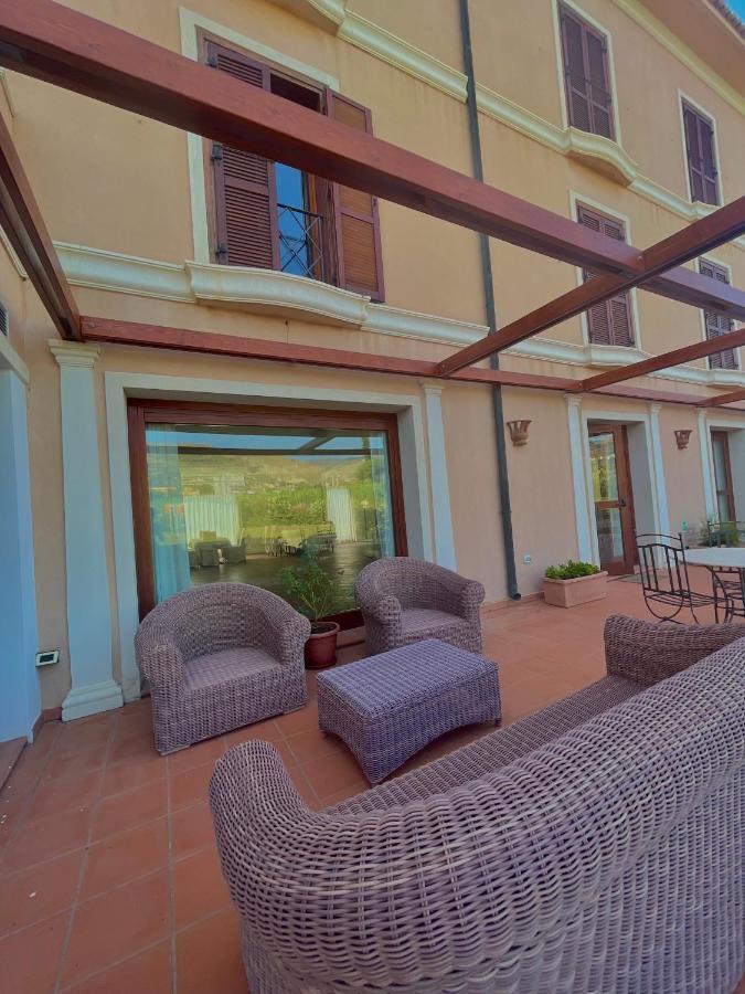 Hotel La Lampara Reggio di Calabria Dış mekan fotoğraf